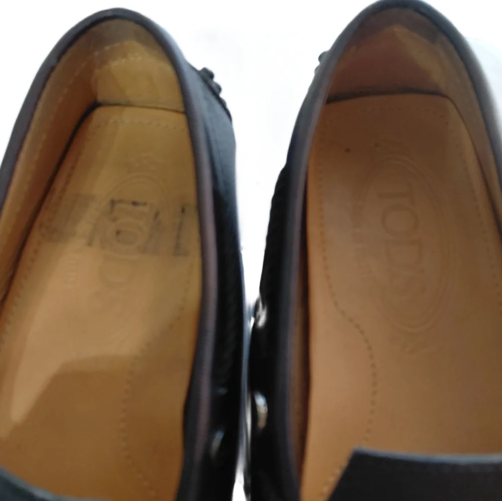 Tod’s Gommino Black Leather Tassled Loafers Women's Driving Moccasins Size 6.5